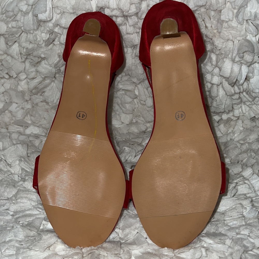 Red kitten heels Size 41 (9.5-10) - Picture 7 of 7
